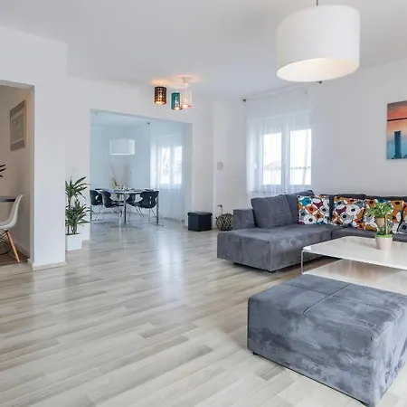 Сasa de vacaciones Stunning In Pula