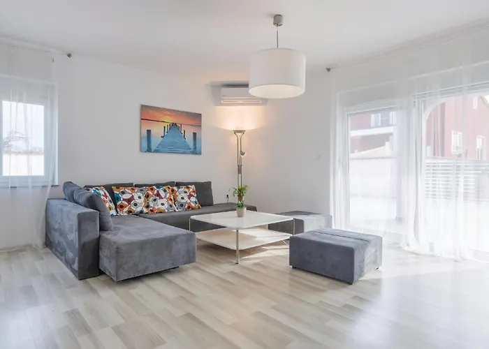 Feriehus Stunning In Pula